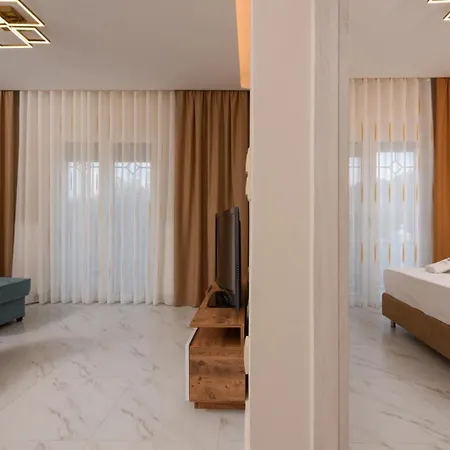 Ninemia House شقة لايميناس