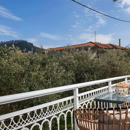 Ninemia House لايميناس