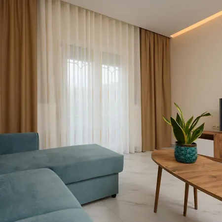 Ninemia House شقة *